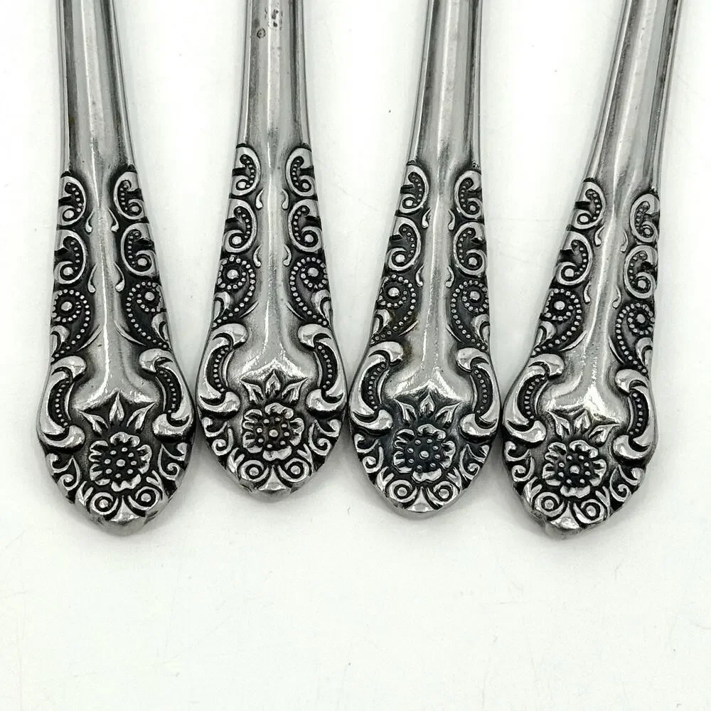 Voisin (Stainless)by CONTINENTAL SILVER Set Of 4 Dinner Knives Floral 8 7/8 inch